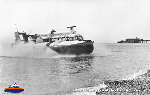 SRN6 with Townsend -  (credit: The <a href='http://www.hovercraft-museum.org/' target='_blank'>Hovercraft Museum Trust</a>).
